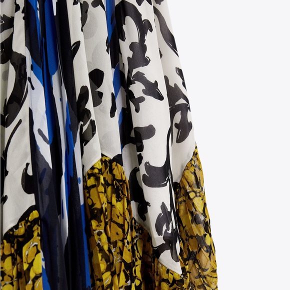 New Zara Limited Edition Floral Printed Dress - 8465/275 - Picture 5 of 17